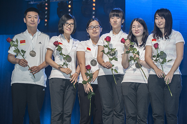 r closing china 008