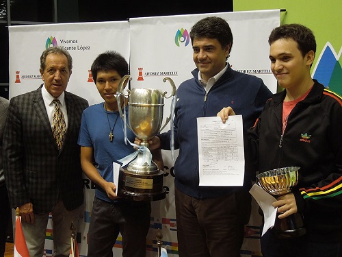 La Copa de Cori y la norma de Pichot junto a Petrucci y Macri