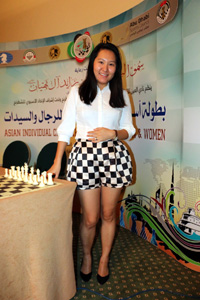 chess skirt200