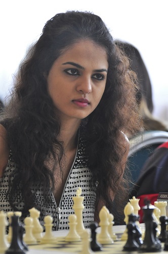 Tania Sachdev med