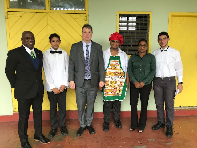 SVG.GRAMMARSCHOOL.IGW.DAVID.SHORT.ARTURO.AYANABAISDEN.ROMERO 1
