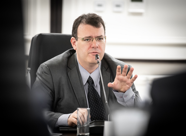 pb r 20190304 Astana presidential Board-255 Emil Sutovsky FIDE 640