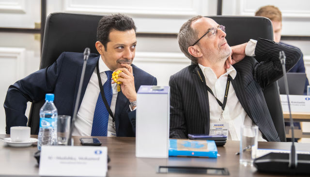 pb r 20190304 Astana presidential Board-308 Mohammed Al-Modiahki Igor Kogan FIDE 640