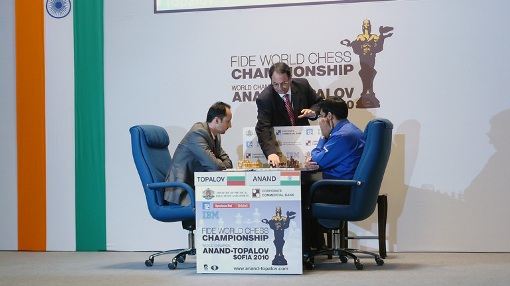 Topalov_Anand_g8