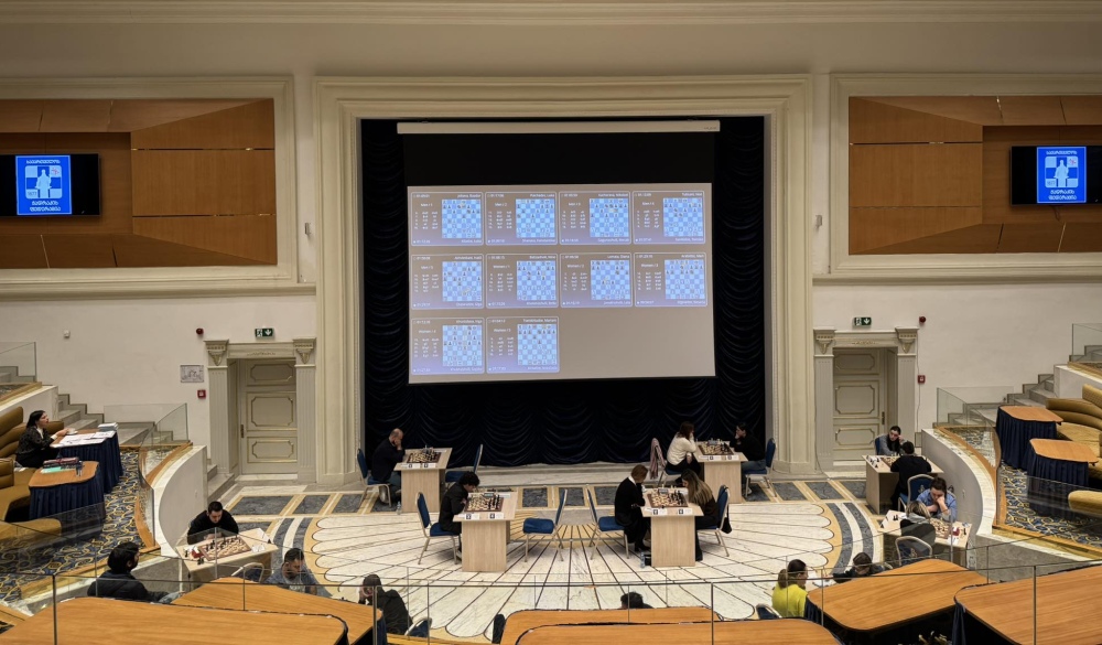 سالن مسابقات شطرنج کشوری 1403 گرجستان