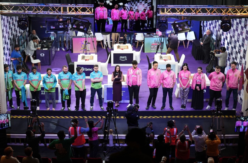 تصویر تیمهای Mumba Masters و Triveni Continental Kings