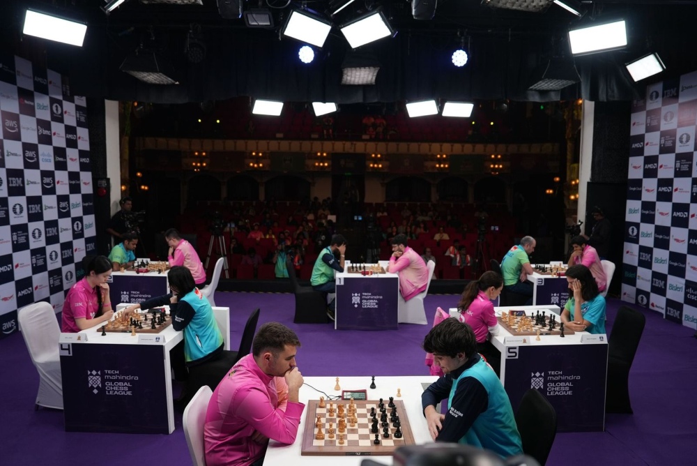 مسابقه تراونی کانتیننتال کینگز مقابل PBG آلاسکن نایتس