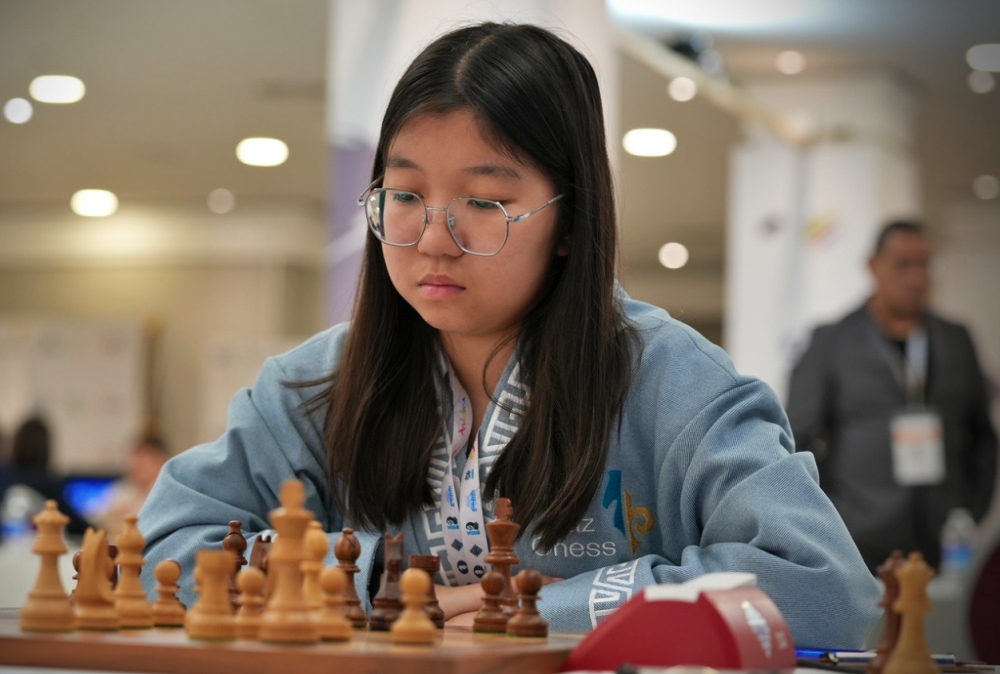 الناز کالیاخمت - قهرمان ملی قزاقستان در 14 سالگی