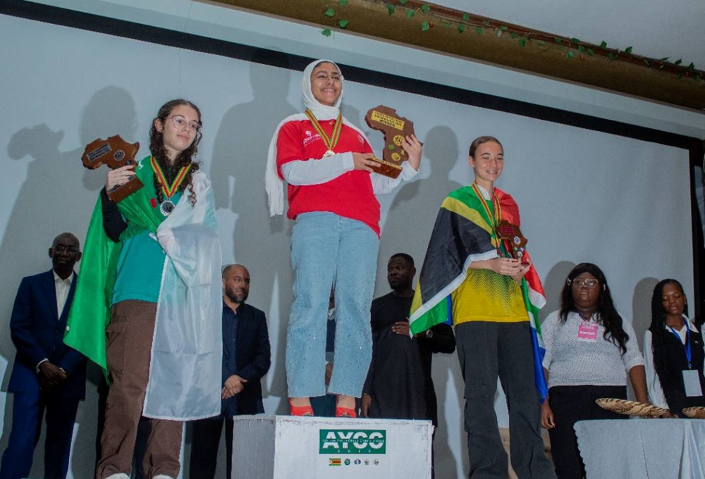 قهرمانان دختران زیر 16 سال