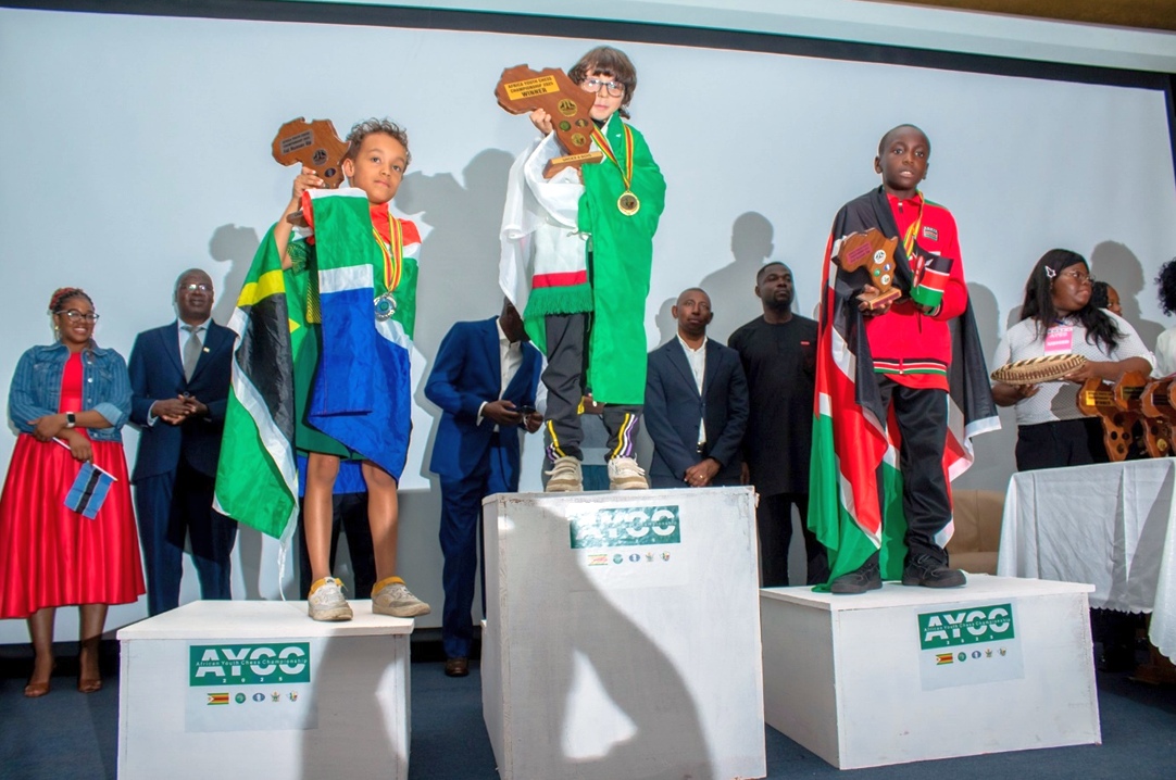 قهرمانان پسران زیر 8 سال